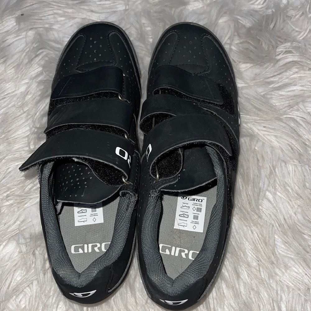 Giro spin shoes women’s 7.5